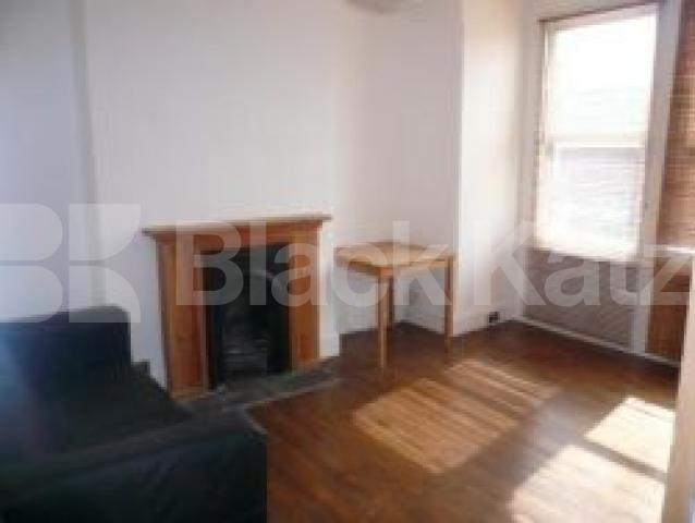 			2 Bedroom, 1 bath, 1 reception Flat			 Southey Road, SEVERN SISTERS